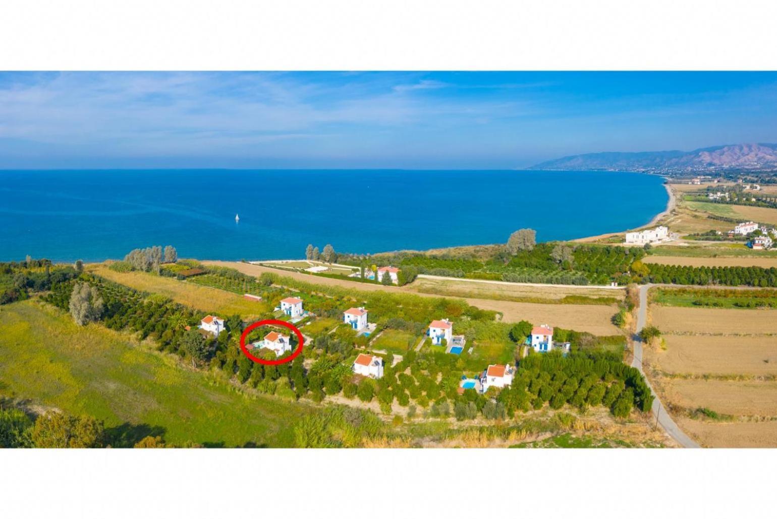 Sun Beach Villa Tria Полис Экстерьер фото