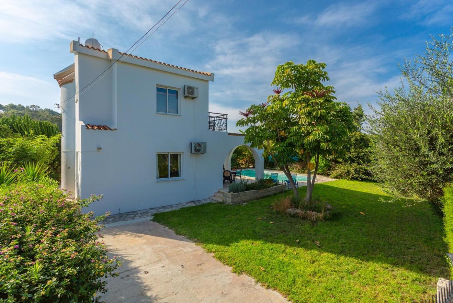 Sun Beach Villa Tria Полис Экстерьер фото